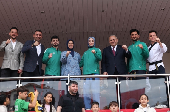19 Mayıs coşkusu Keçiören’de Sefo konseriyle taçlandı