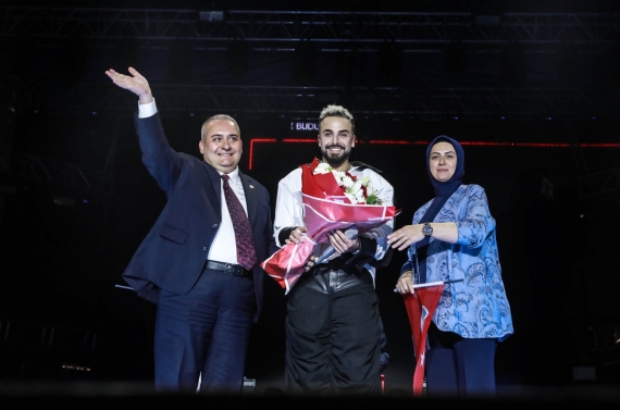 19 Mayıs coşkusu Keçiören’de Sefo konseriyle taçlandı