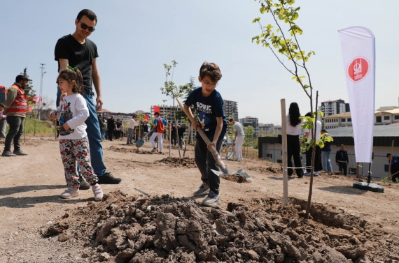 19 Mayıs’ta 1919 fidan toprakla buluştu