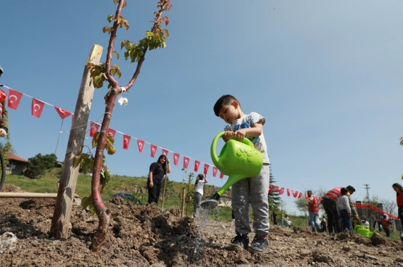 19 Mayıs’ta 1919 fidan toprakla buluştu
