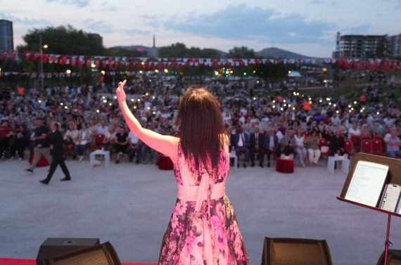 2. Geleneksel Lavanta Festivali Keçiören`de renkli görüntülere sahne oldu