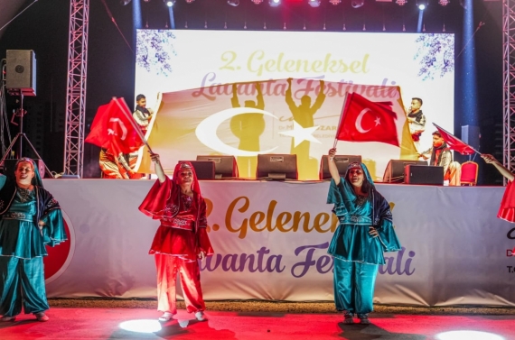 2. Geleneksel Lavanta Festivali Keçiören`de renkli görüntülere sahne oldu