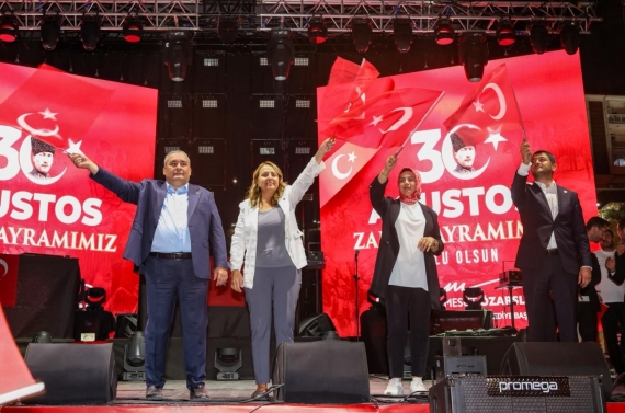 30 Ağustos Zafer Bayramı Keçiören’de Zafer Yürüyüşü ve Ceza konseriyle taçlandı