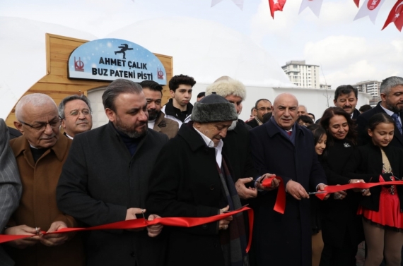 Ahmet Çalık Buz Pateni Pisti ve Spor Tesisleri açıldı