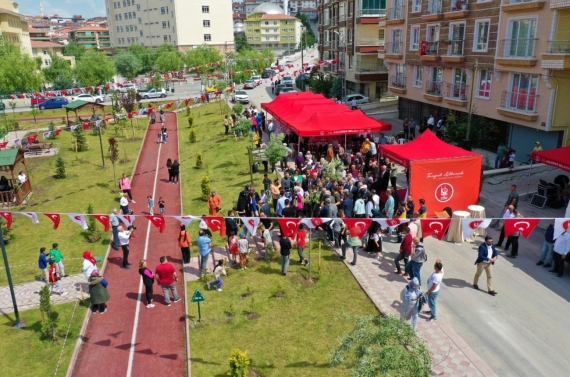 Ahmet Mergen Park ve Spor Tesisi  hizmete açıldı