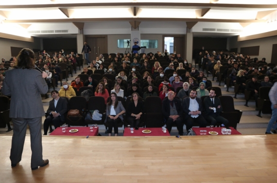 Aile Okulu’nda öğrenciler bilgilendirildi