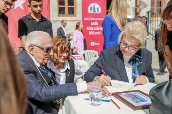 Atatürk Ankara Milli Mücadele Müzesi’nde nostaljik kartpostal günü