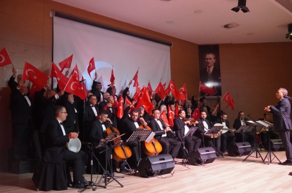 Atatürk’ün sevdiği eserlerle Cumhuriyet coşkusu yaşandı