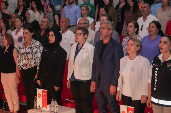 Bağımlılıkla mücadelede annenin rolü vurgulandı