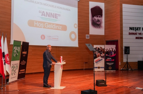 Bağımlılıkla mücadelede annenin rolü vurgulandı