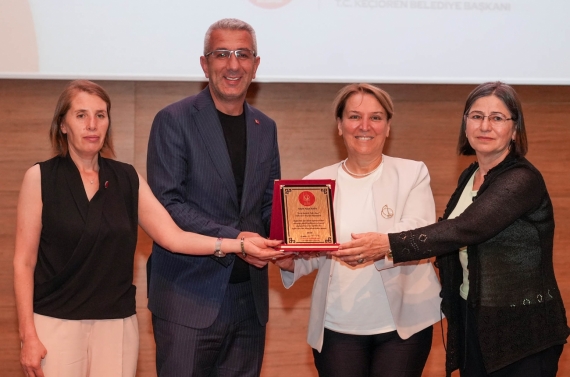 Bağımlılıkla mücadelede annenin rolü vurgulandı