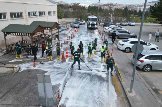 Bahar temizliğiyle pırıl pırıl Keçiören