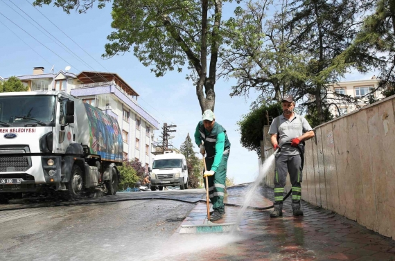 Bahar temizliğiyle pırıl pırıl Keçiören