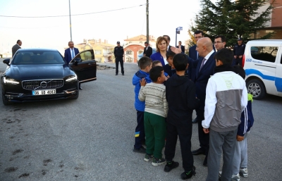 BAŞKAN ALTINOK, MAKAM ARACINI ÇOCUKLARA TAHSİS ETTİ