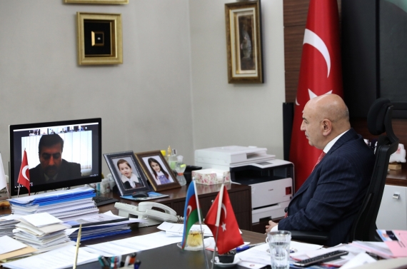 Başkan Altınok Azerbaycanlı başkanlara seslendi, deneyimlerini paylaştı