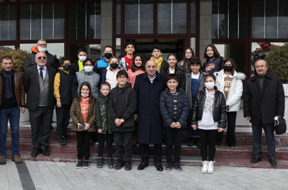 Başkan Altınok çocuk meclisi temsilcileriyle buluştu