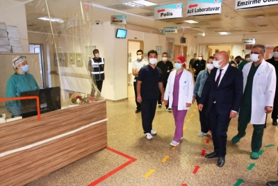Başkan Altınok’tan sağlık çalışanlarına destek ziyareti