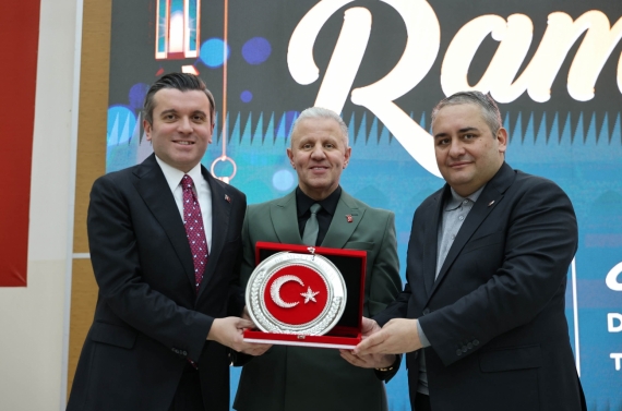 Başkan Özarslan, Ordulularla iftar sofrasında buluştu