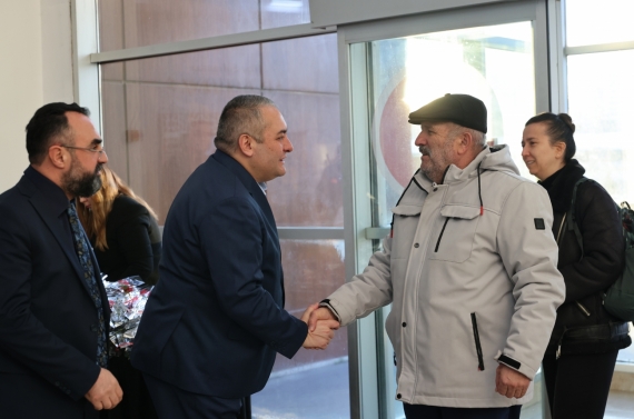 Başkan Özarslan, ramazanın ilk iftarını şehit aileleri ve gazilerle yaptı