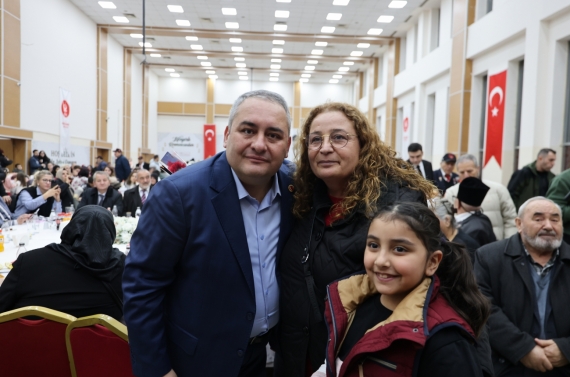 Başkan Özarslan, ramazanın ilk iftarını şehit aileleri ve gazilerle yaptı