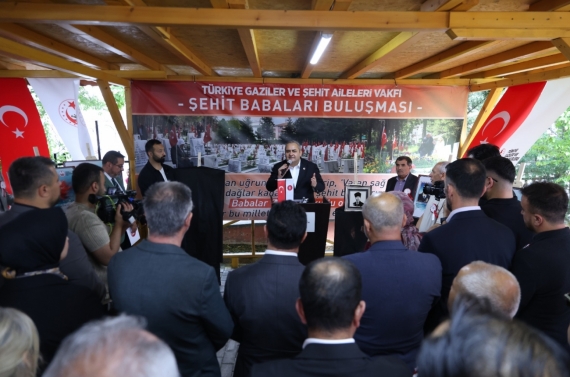 Başkan Özarslan, şehit babaları ve gazilerle Babalar Günü programında buluştu