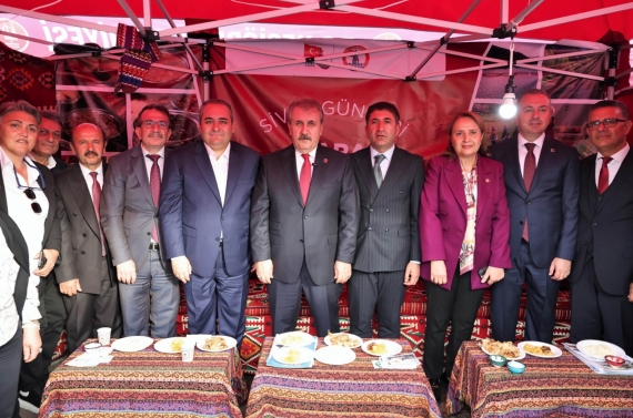 Başkan Özarslan, Sivaslı hemşehrilerini yalnız bırakmadı