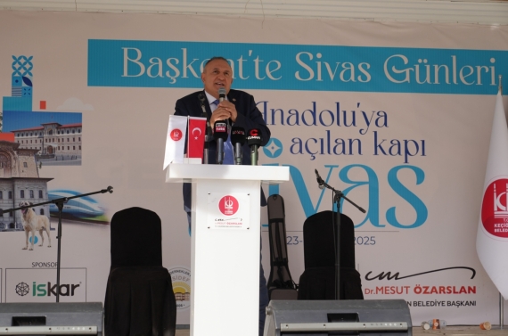 Başkan Özarslan, Sivaslı hemşehrilerini yalnız bırakmadı