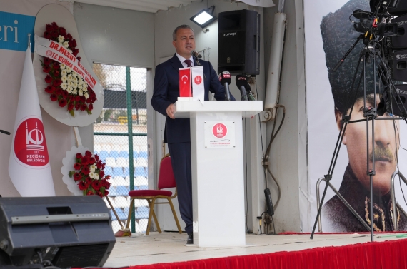 Başkan Özarslan, Sivaslı hemşehrilerini yalnız bırakmadı