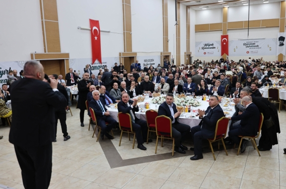 Başkan Özarslan Ayaş, Beypazarı, Çamlıdere, Güdül, Kızılcahamam, Nallıhan ve Kahramankazanlılarla iftar sofrasında buluştu