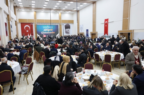 Başkan Özarslan iftar sofrasında Ankaralılarla buluştu