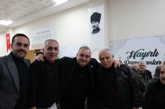 Başkan Özarslan iftar sofrasında dolmuş, taksi, servis ve halk otobüsü esnafıyla buluştu