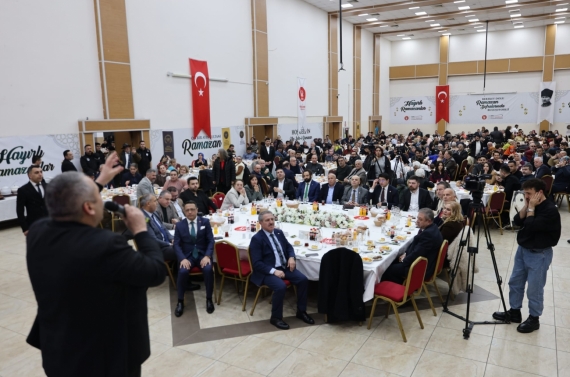 Başkan Özarslan Kırıkkalelilerle iftar sofrasında buluştu