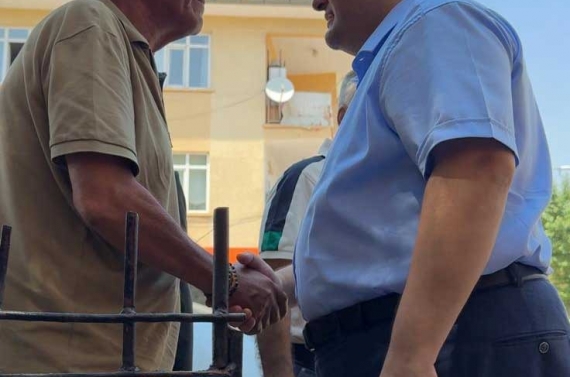 Başkan Özarslan sel mağdurlarını yalnız bırakmadı