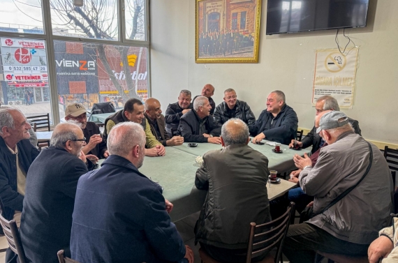 Başkan Özarslan Şenlik Mahallesi’nde vatandaşlarla buluştu