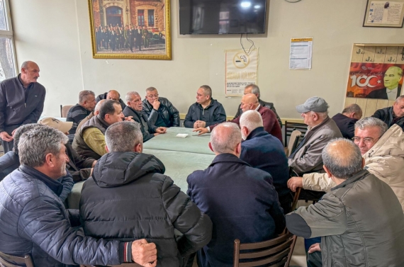 Başkan Özarslan Şenlik Mahallesi’nde vatandaşlarla buluştu