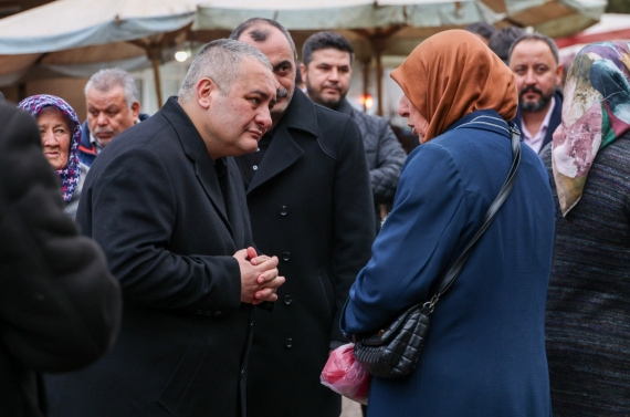 Başkan Özarslan’dan Ayvalı Semt Pazarı’na ziyaret