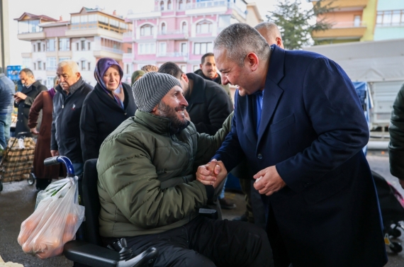 Başkan Özarslan’dan Ayvalı Semt Pazarı’na ziyaret