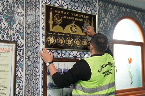 Bayram öncesi Keçiören’deki camilerde temizlik seferberliği