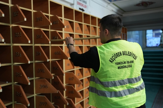 Bayram öncesi Keçiören’deki camilerde temizlik seferberliği