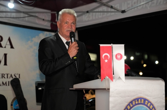 “Bozkıra Özlem” gecesinde Başkan Özarslan’a Ahilik Kaftanı takdim edildi