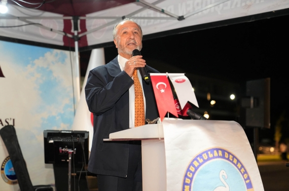 “Bozkıra Özlem” gecesinde Başkan Özarslan’a Ahilik Kaftanı takdim edildi