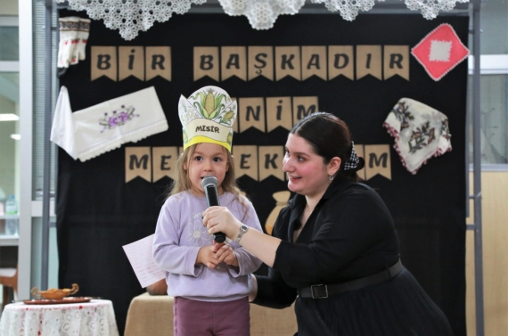 ÇEM öğrencilerinden eğlenceli Yerli Malı Haftası kutlaması