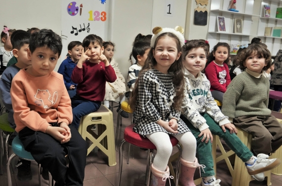 ÇEM’deki minikler ilk karne sevincini yaşadı