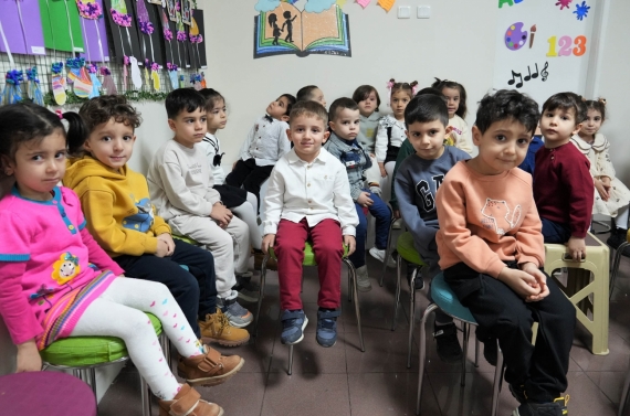 ÇEM’deki minikler ilk karne sevincini yaşadı