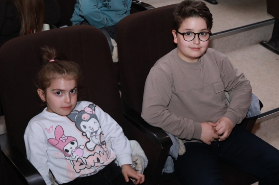 Cesur Balık`ın eğlenceli serüveni çocuklarla buluştu