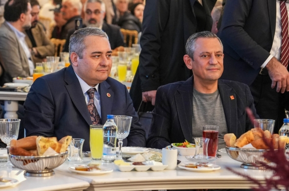 CHP Genel Başkanı Özel Keçiören’de iftar yaptı