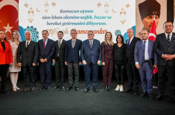 CHP Genel Başkanı Özel Keçiören’de iftar yaptı