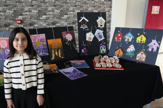 Çocuk Eğitim Merkezi öğrencilerinden Sanatsal Yolculuk Sergisi