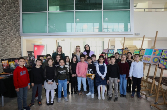 Çocuk Eğitim Merkezi öğrencilerinden Sanatsal Yolculuk Sergisi