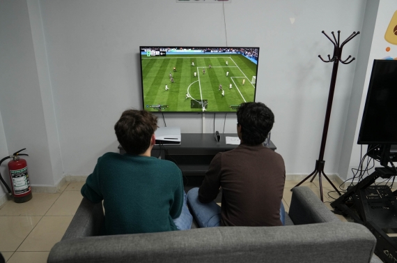 Dijital futbol tutkunları TEKNOMER’de buluştu